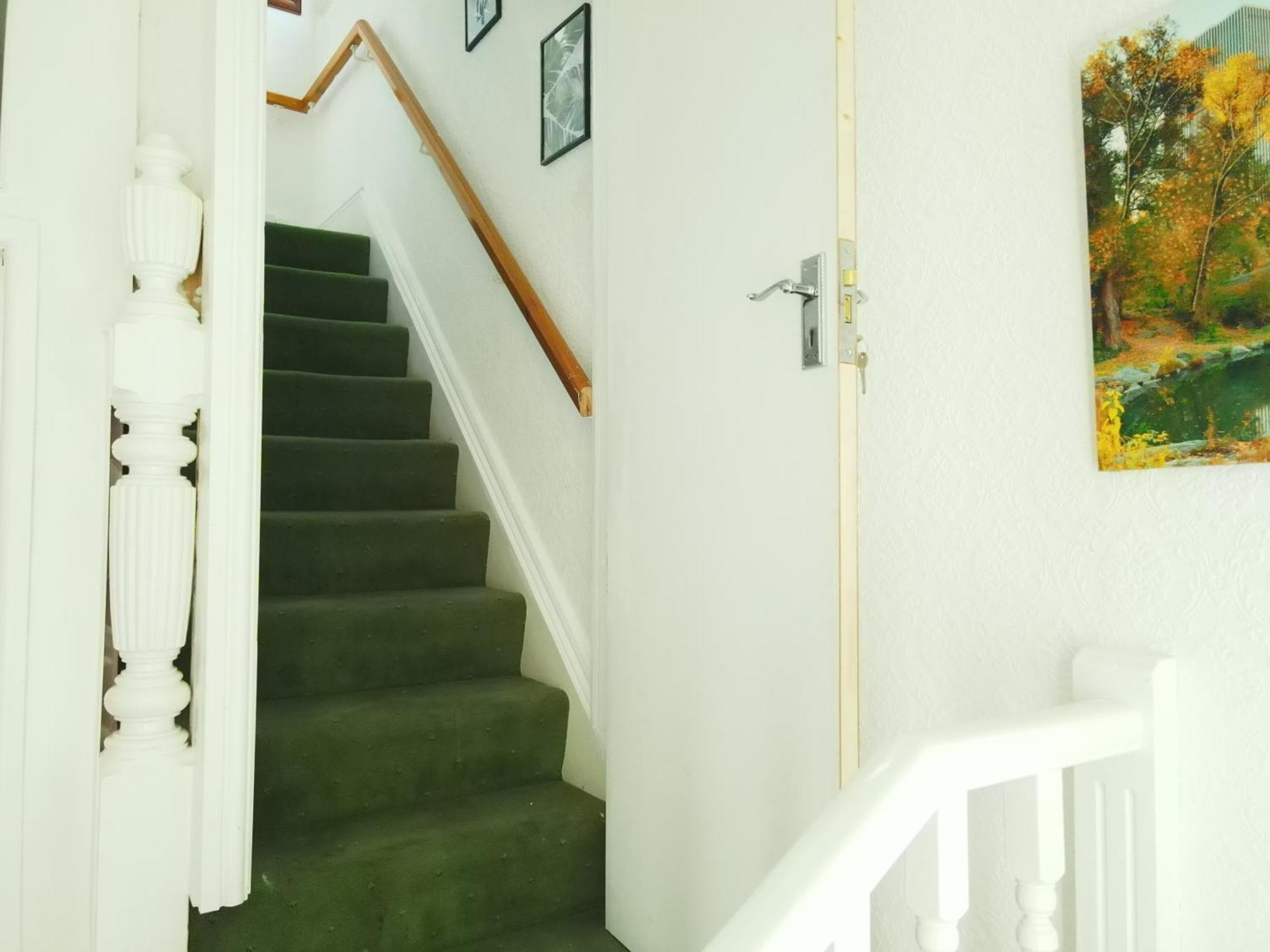 Service Accommodation 2 Bed Room Apartment In Newport South Wales Near Celtic Manor Icc Wales 외부 사진