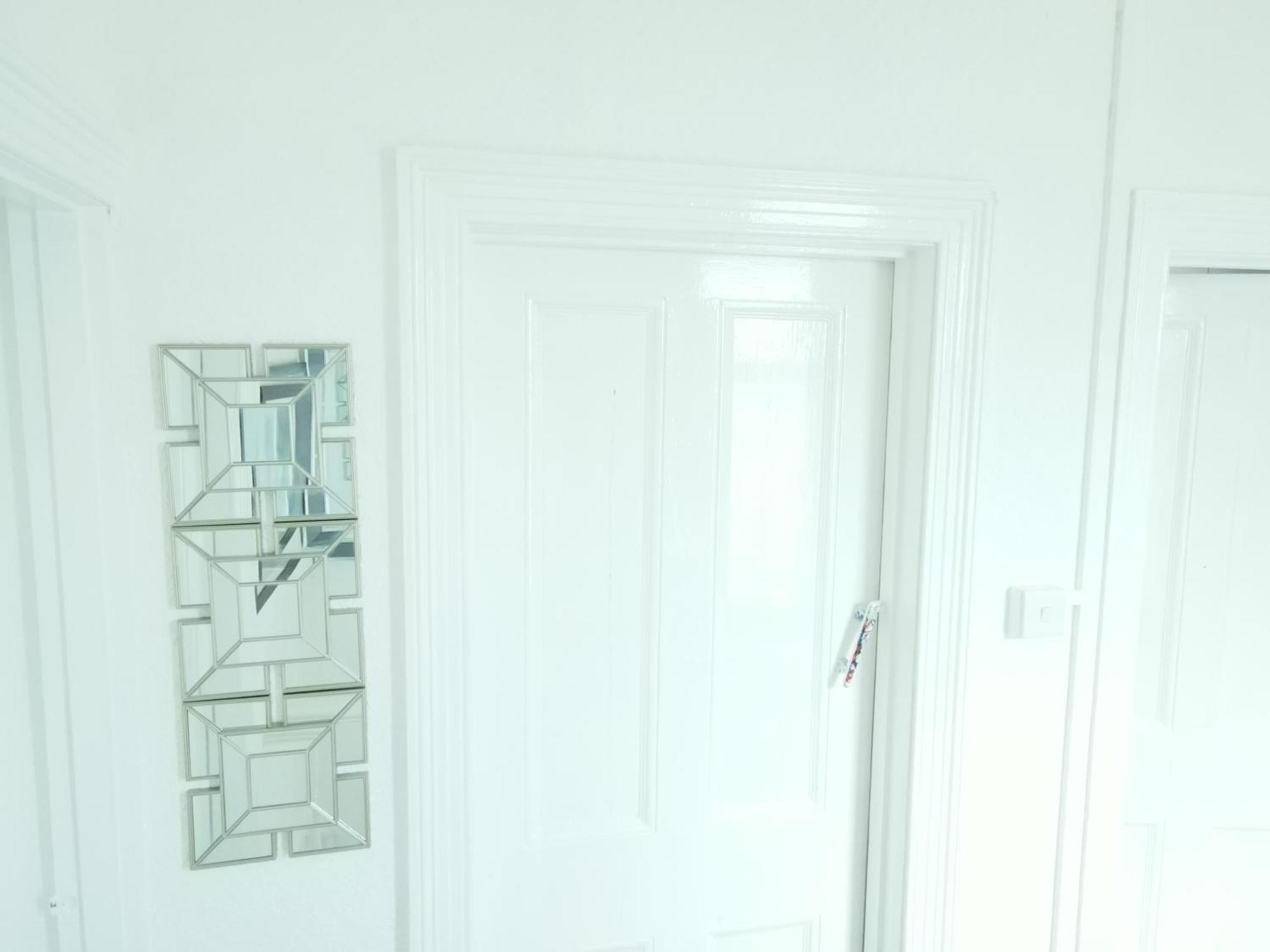 Service Accommodation 2 Bed Room Apartment In Newport South Wales Near Celtic Manor Icc Wales 외부 사진