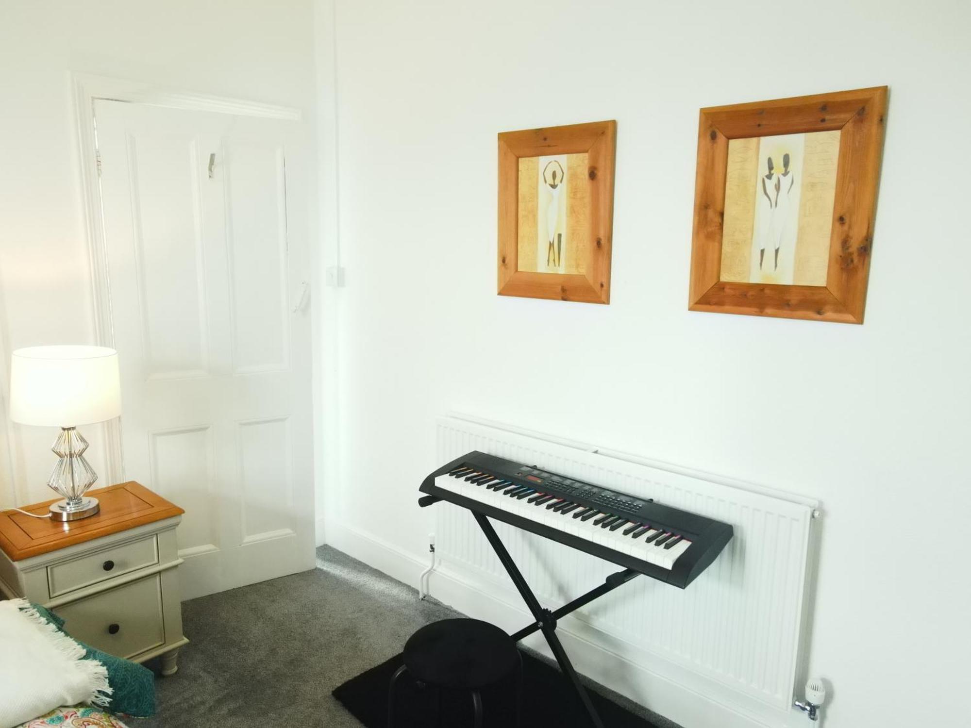 Service Accommodation 2 Bed Room Apartment In Newport South Wales Near Celtic Manor Icc Wales 외부 사진